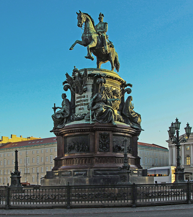 Памятник николай 1 в санкт петербурге фото