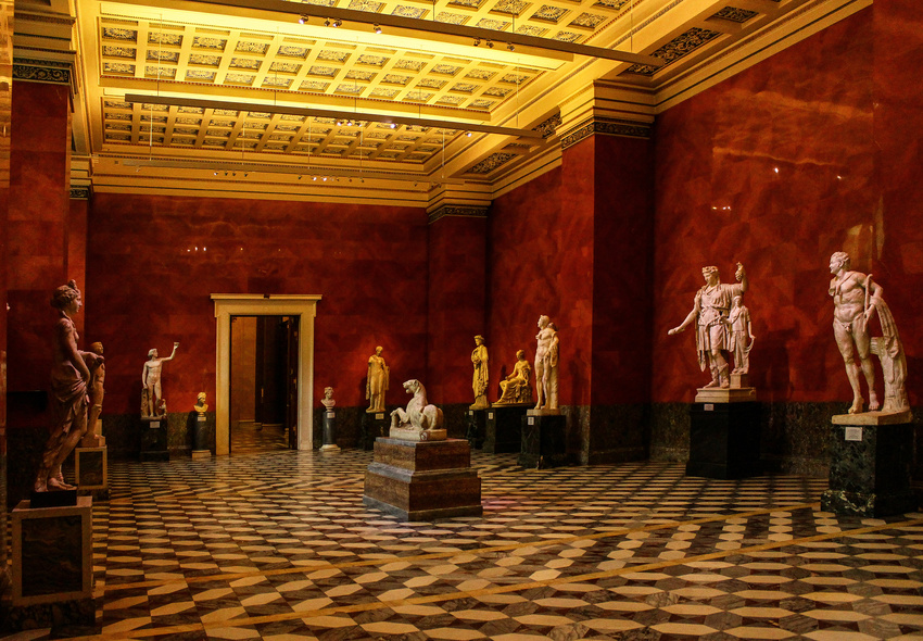 Эрмитаж. Зал Греческой скульптуры