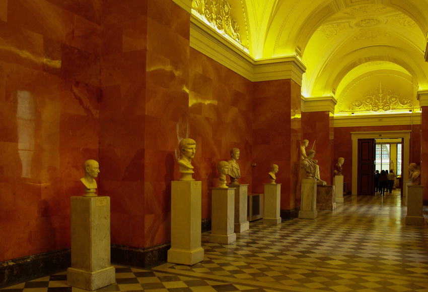 Эрмитаж. Зал Римской скульптуры