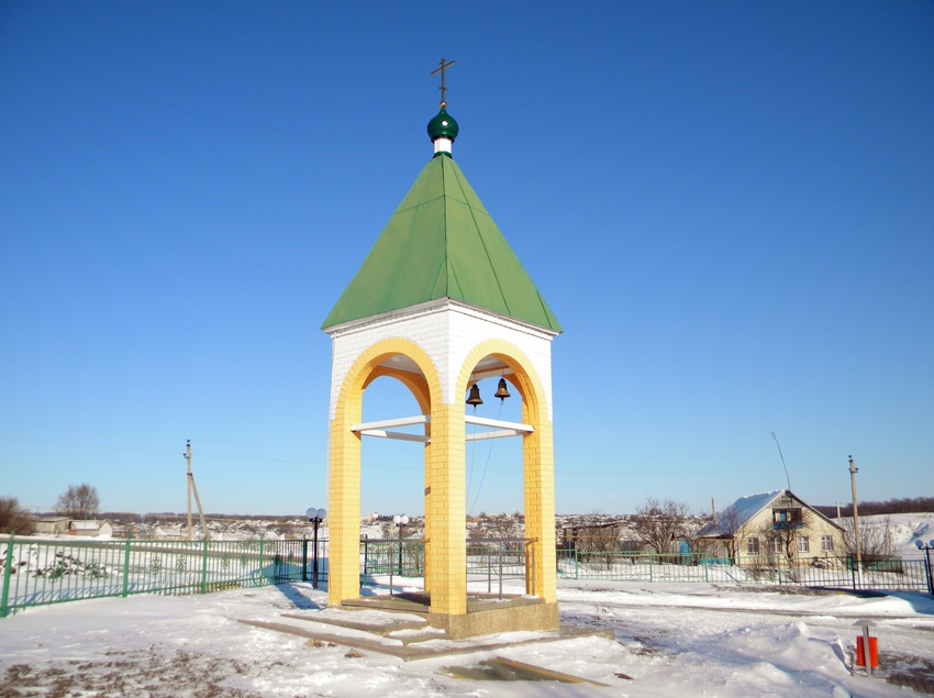 Колокольня Космо-Дамиановского храма в селе Курасовка
