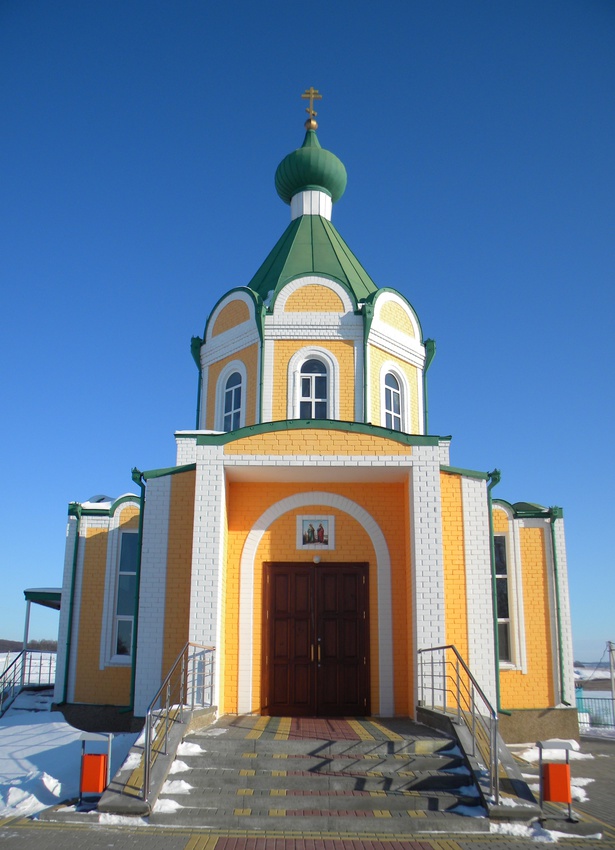 Космо-Дамиановский храм в селе Курасовка