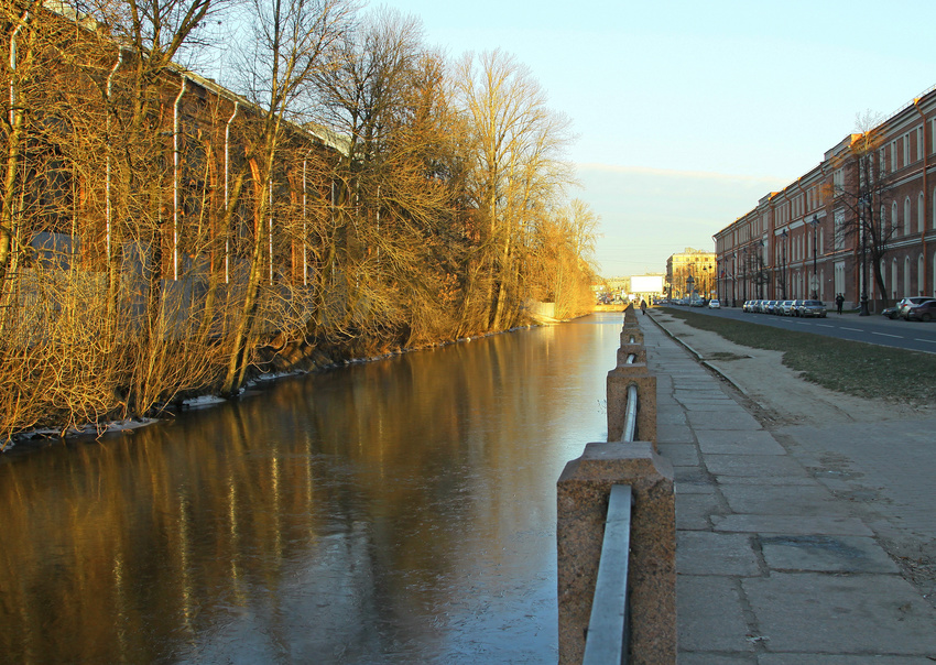 Крюков канал