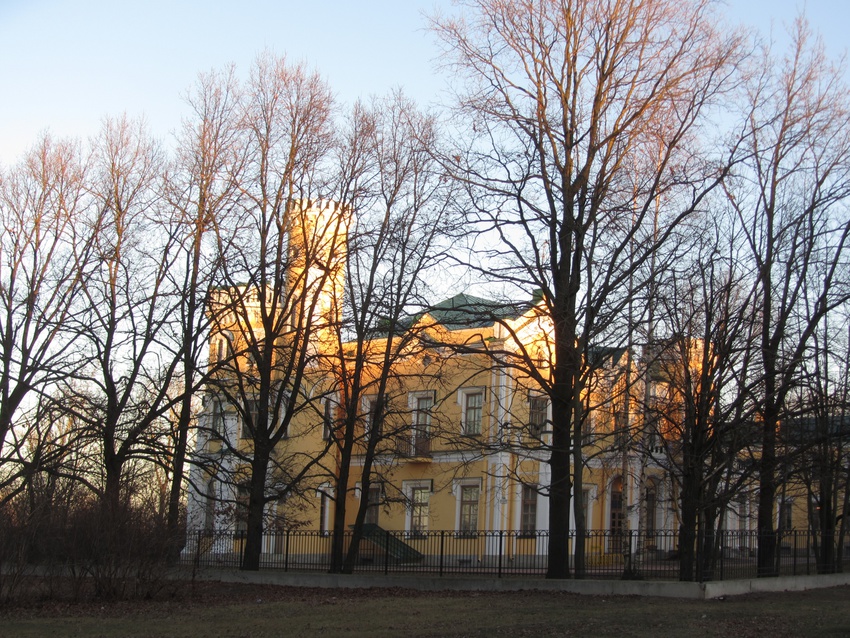 Львовский дворец