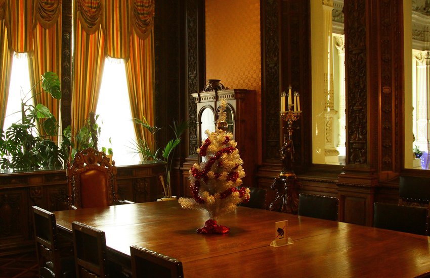 Юсуповский дворец. Дубовая столовая.