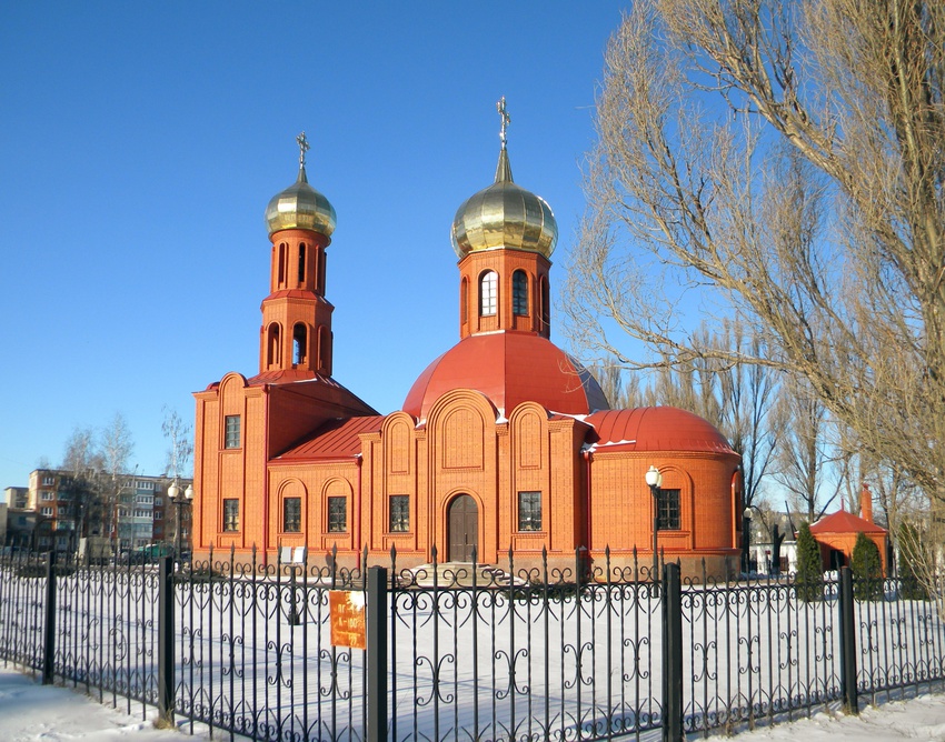 Свято-Троицкий храм в поселке Троицкий