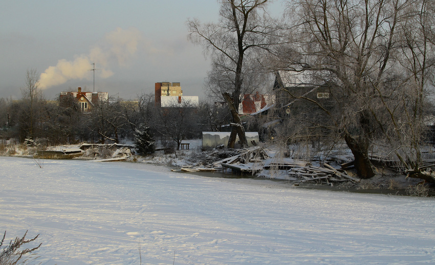 Берег реки Чухонки