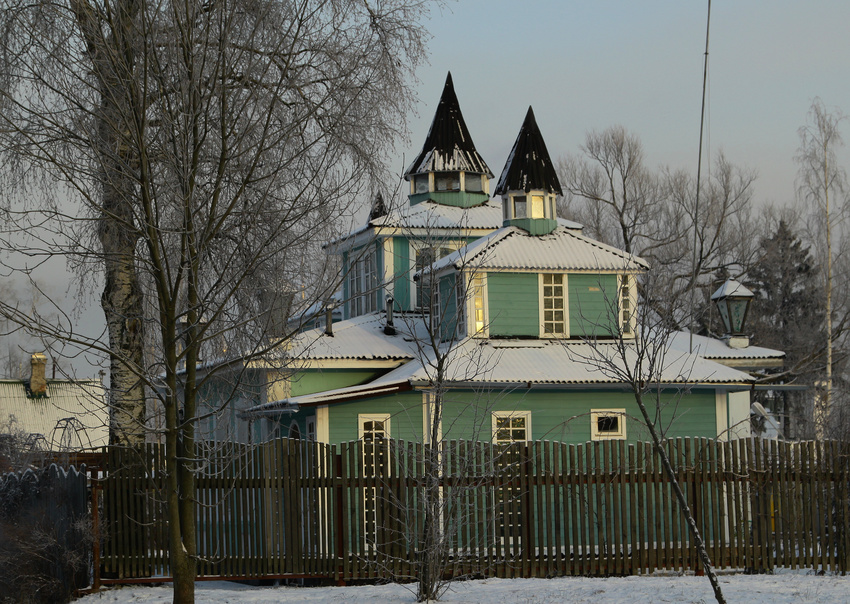 Улица Володарского, 50