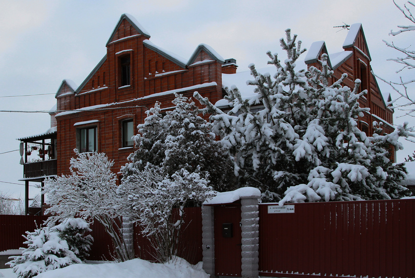 Улица Зеленовой, дом 1