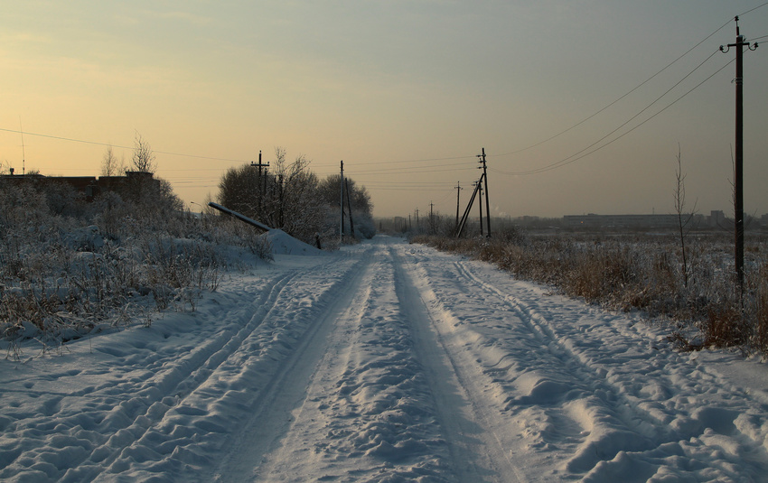 Дорога на окраине Славянки