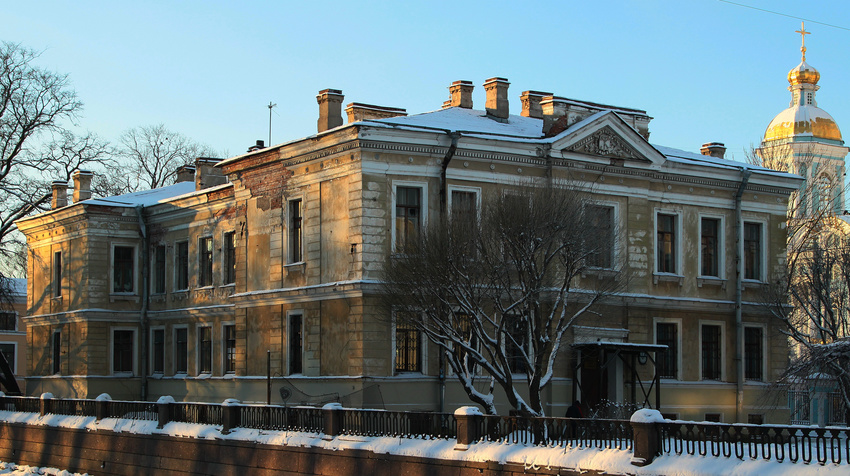 Никольская площадь, 1А