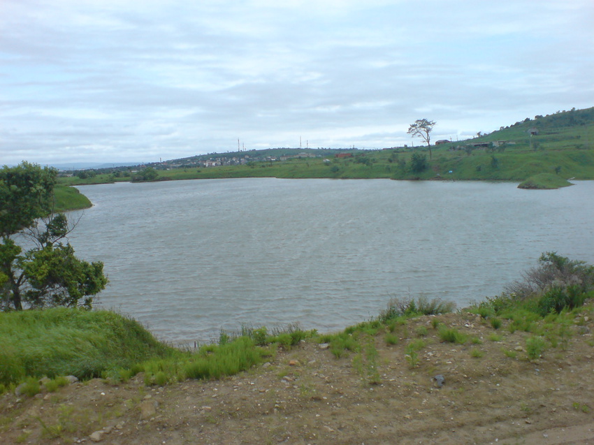 Озеро за Стрелковой горой (к западу от дороги)