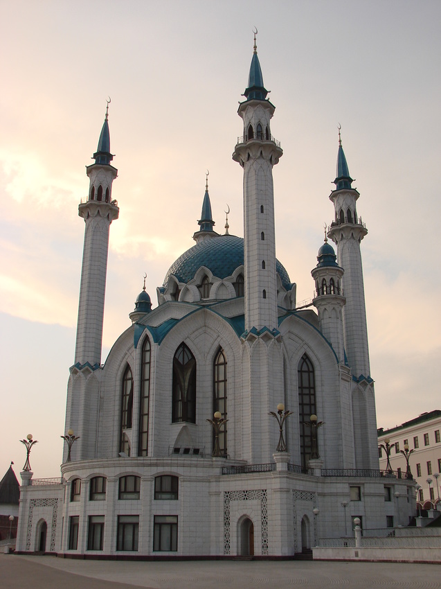 Казань. Мечеть Кул-Шариф в кремле. 13 августа 2008 года