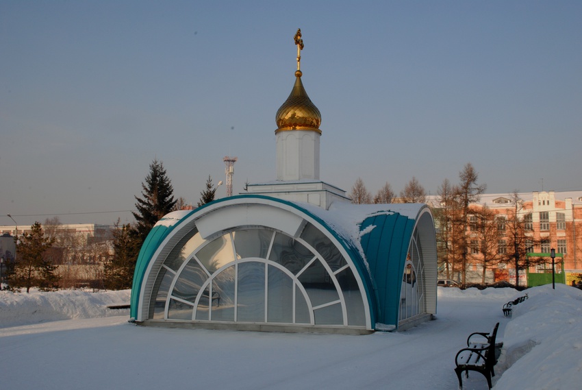 Омск. Церковная лавка.