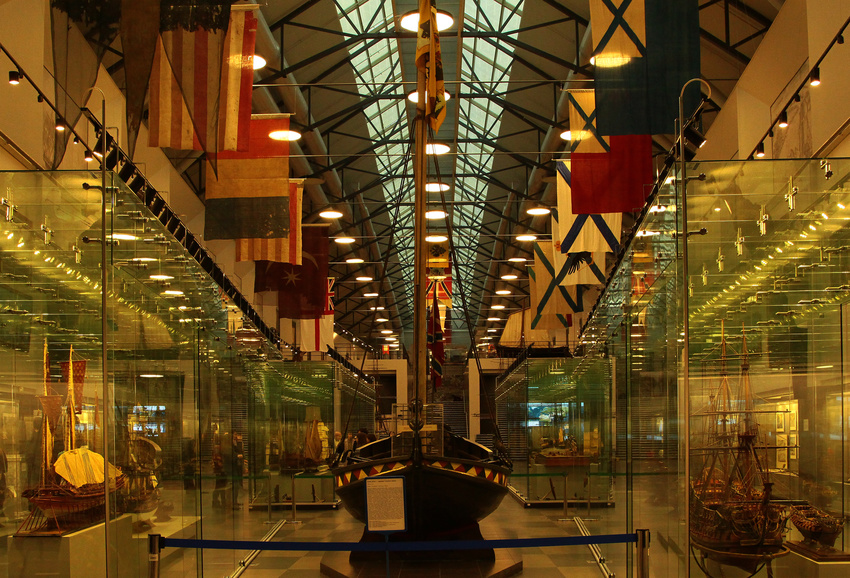 Военно-морской музей. Центральный зал.