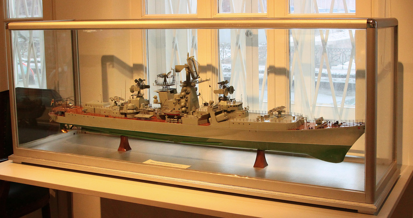Военно-морской музей. Макет БПК "Адмирал Макаров".