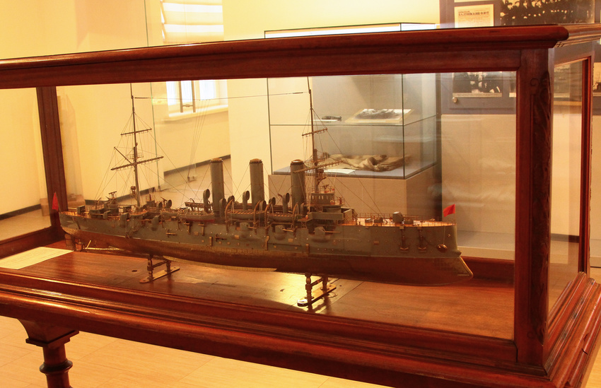 Военно-морской музей. Макет крейсера &quot;Аврора&quot;.
