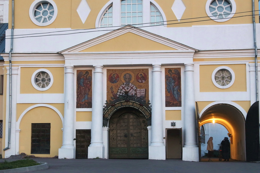 Введеньё, Николо - Шартомский монастырь