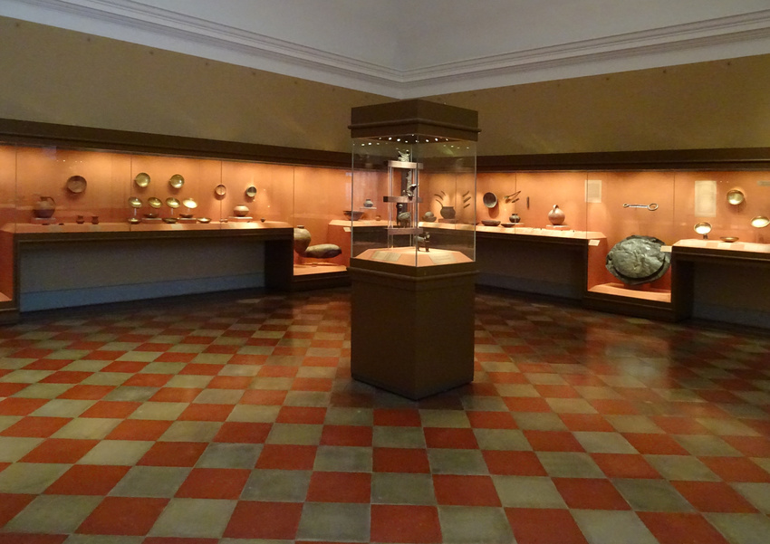 Эрмитаж. Зал культуры и искусства Урарту.