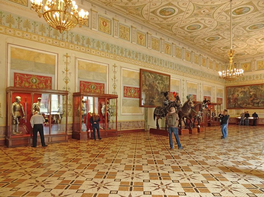 Эрмитаж. Рыцарский зал.