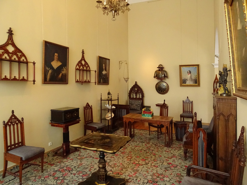 Эрмитаж. Готический кабинет.