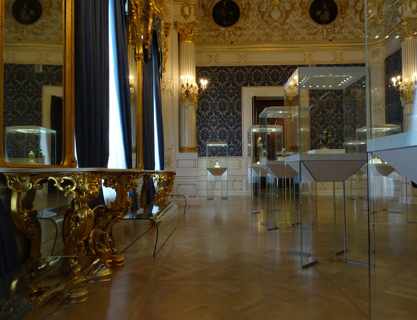 Музей Фаберже. Синяя гостиная.