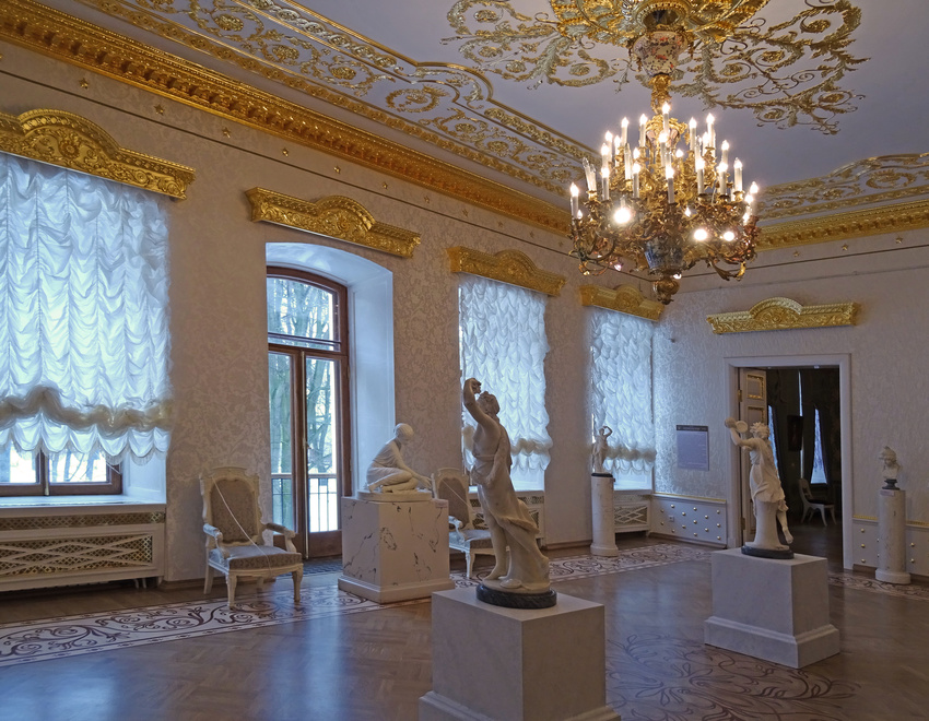 Шереметьевский дворец залы