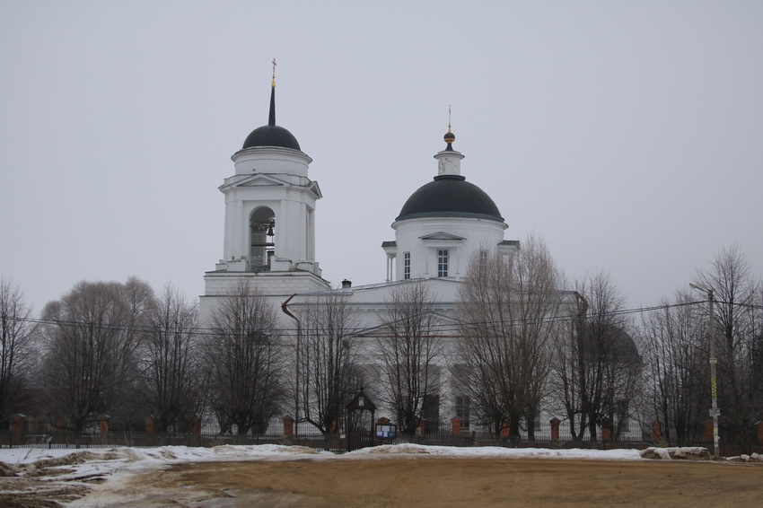 Церковь Михаила Архангела в Михайловском