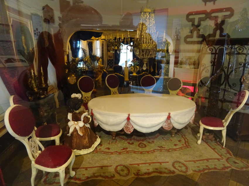 Музей истории Петербурга. Жилье.