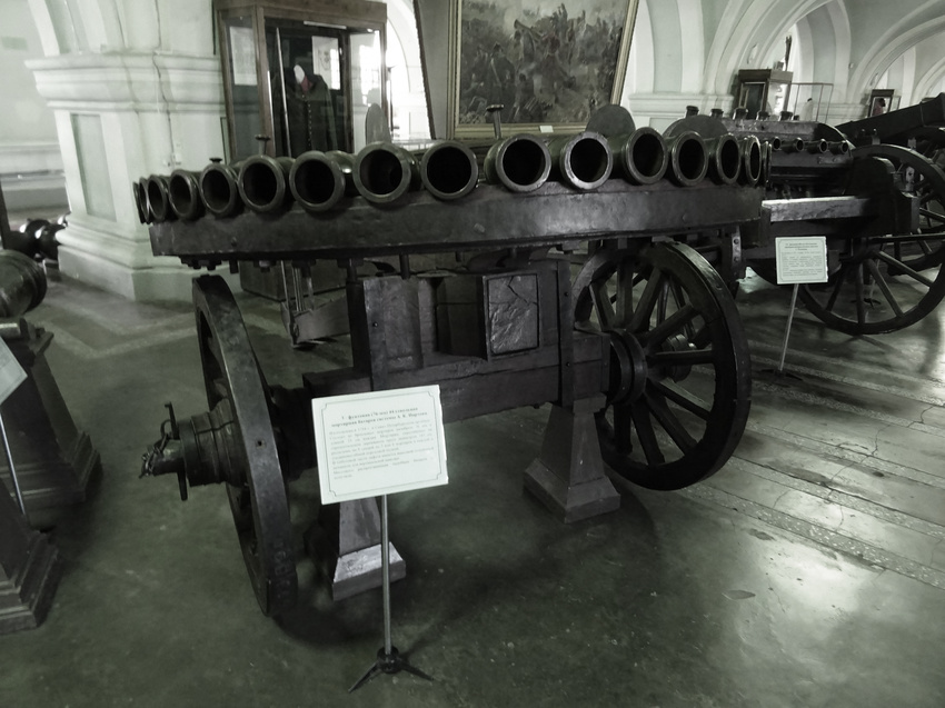 Музей артиллерии, инженерных войск и войск связи. Зал истории артиллерии до 19 века.