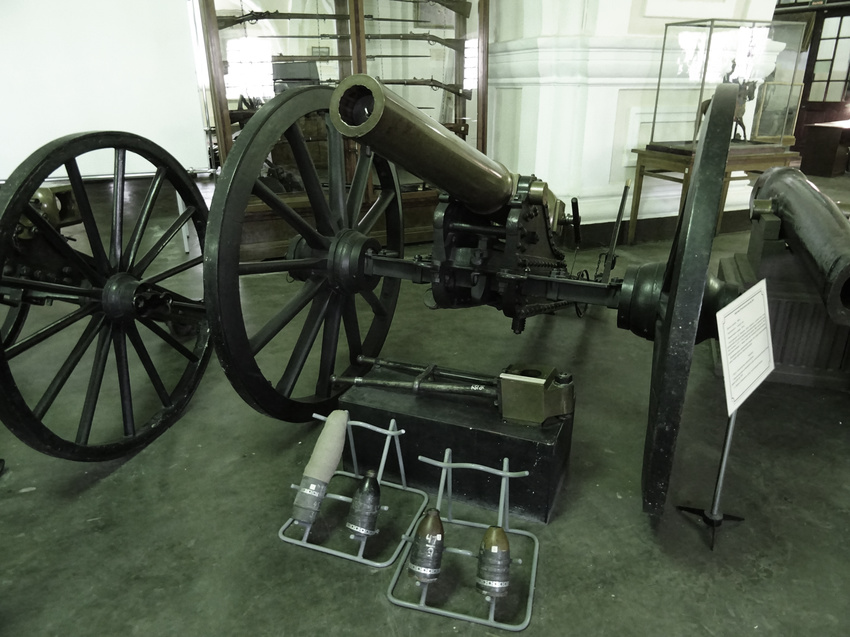 Музей артиллерии, инженерных войск и войск связи. Зал истории артиллерии с середины 19 века до 1917 года.