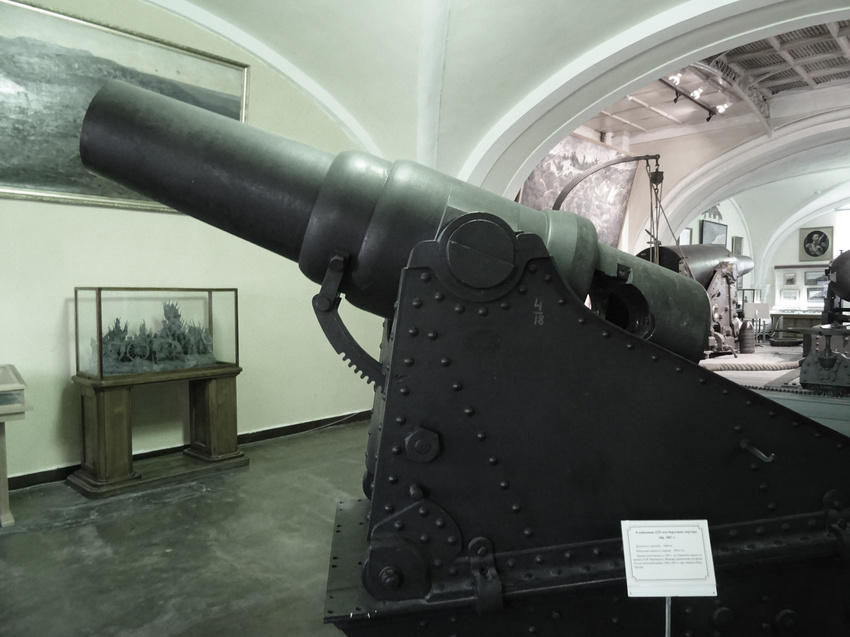 Музей артиллерии, инженерных войск и войск связи. Зал истории артиллерии с середины 19 века до 1917 года.