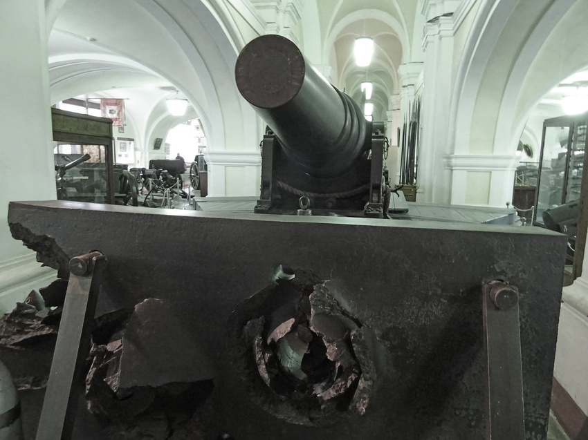 Музей артиллерии, инженерных войск и войск связи. Зал истории артиллерии с середины 19 века до 1917 года.