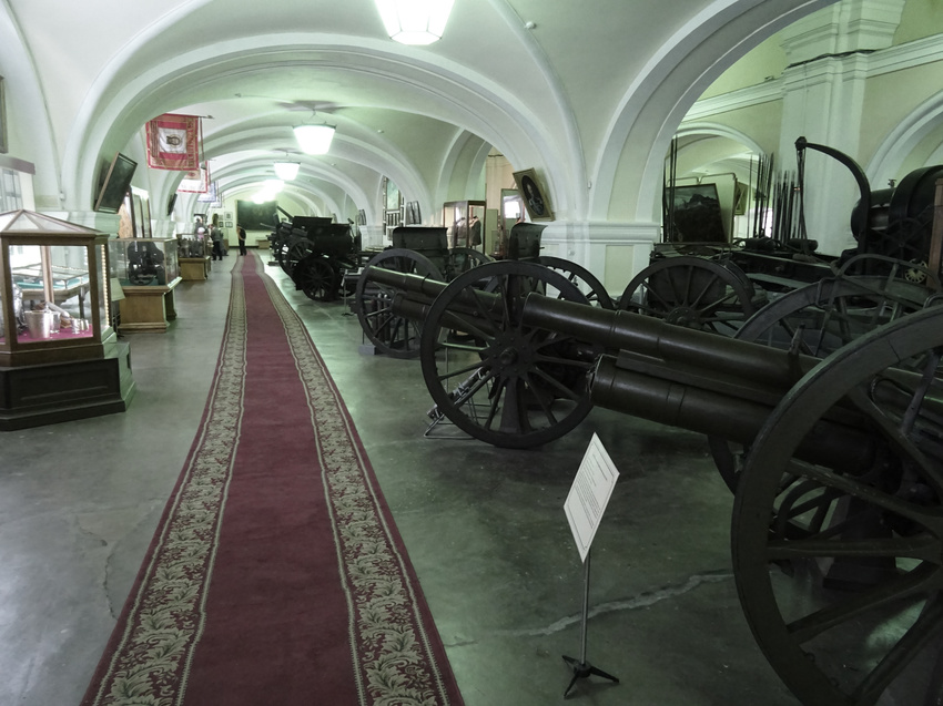 Музей артиллерии, инженерных войск и войск связи. Зал истории артиллерии с середины 19 века до 1917 года.