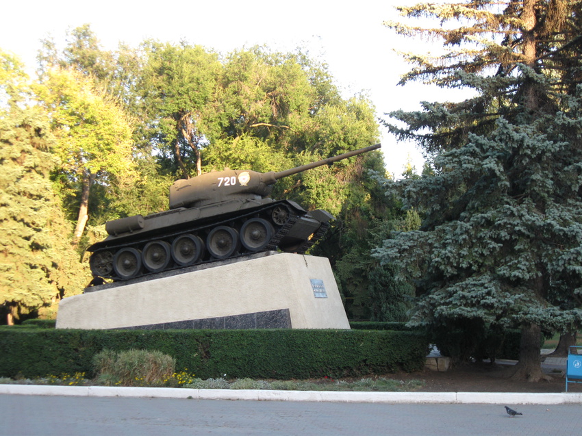 Т-34 памятник Воинам - освободителям от фашизиа