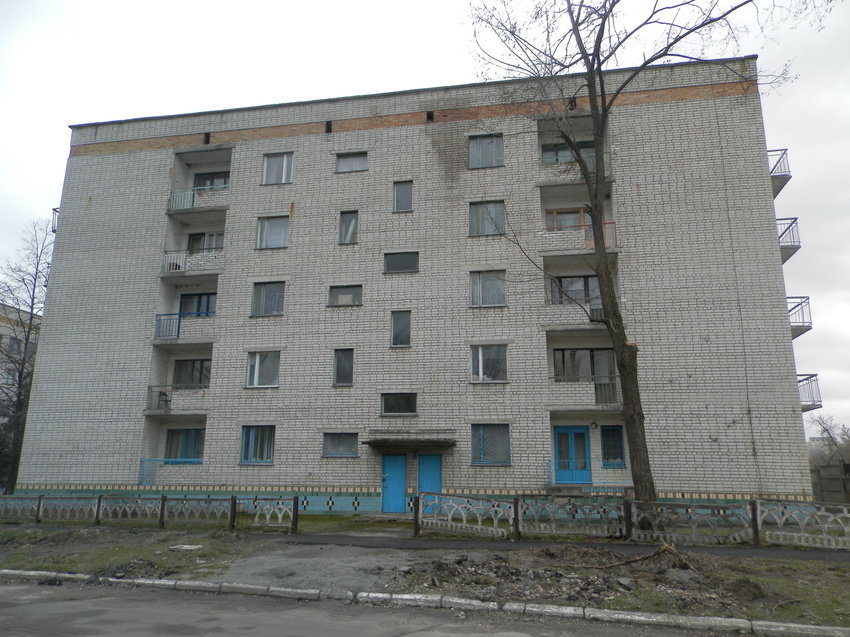 Верхнеднепровск.2 апреля 2016 года.Общежитие Верхнеднепровского колледжа.