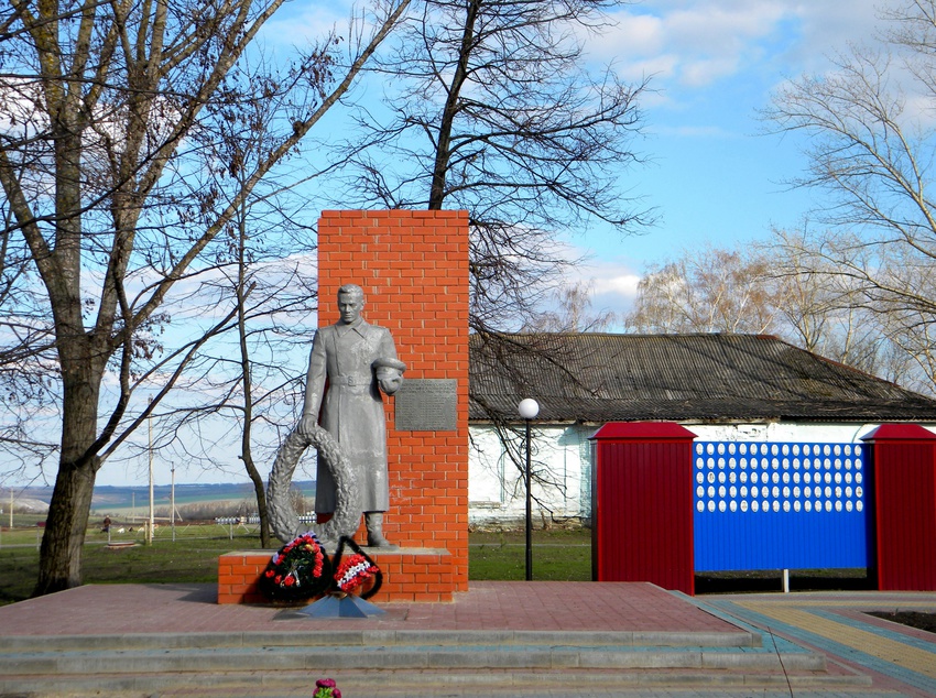 Памятник Воинской Славы в селе Поповка