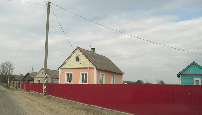 Дом в деревне Бережки