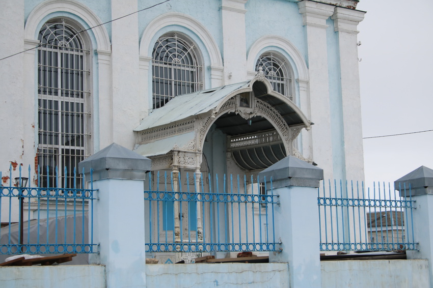 Церковь Троицы Живоначальной в Озёрах