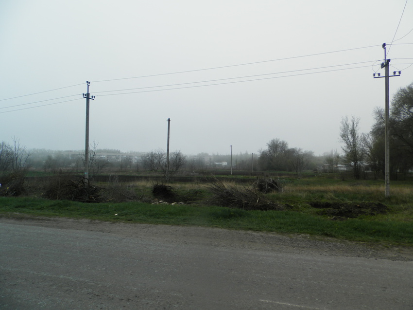 Синельниково.14 апреля 2016 года.Туман.Вид от Переулка Абрикосового на юг ,на жилмассив Южный (в народе-&quot;Пятихатки&quot;).