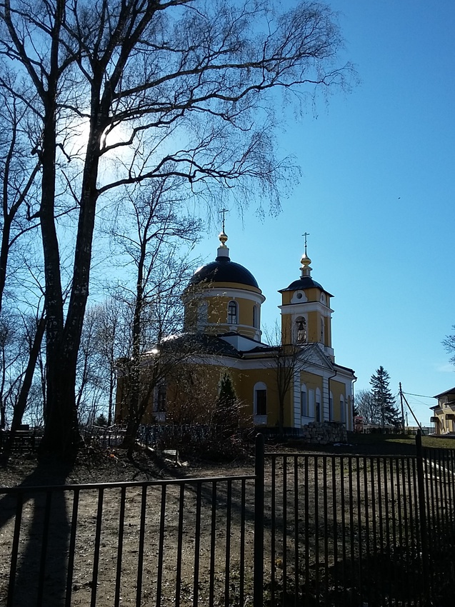 Церковь Рождества Богородицы в Гульнево