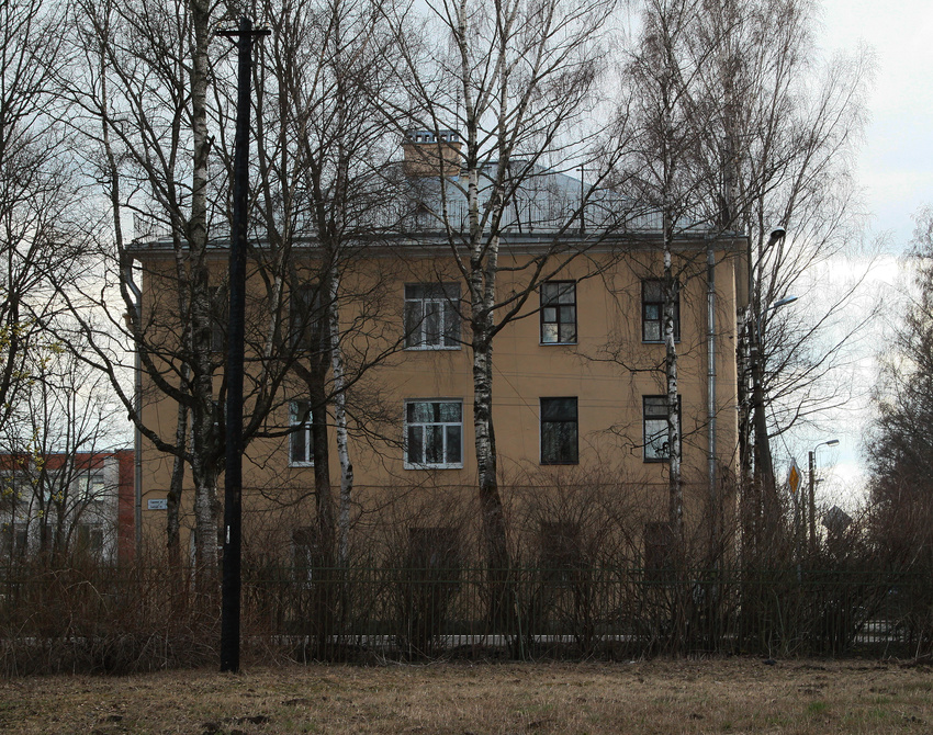 Улица Зеленовой, 24