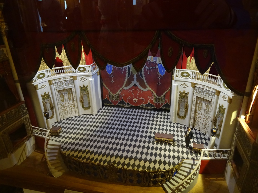 Музей театрального и музыкального искусства