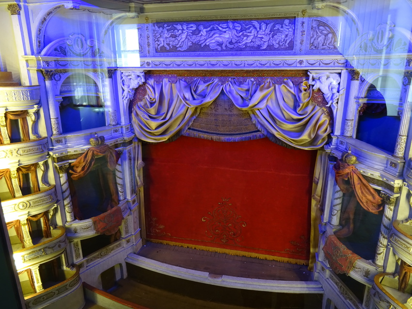 Музей театрального и музыкального искусства. Модель Венского королевского театра.