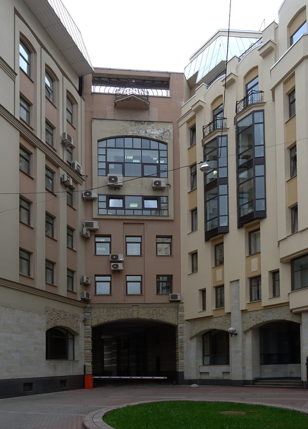 Площадь Островского, дом 2в