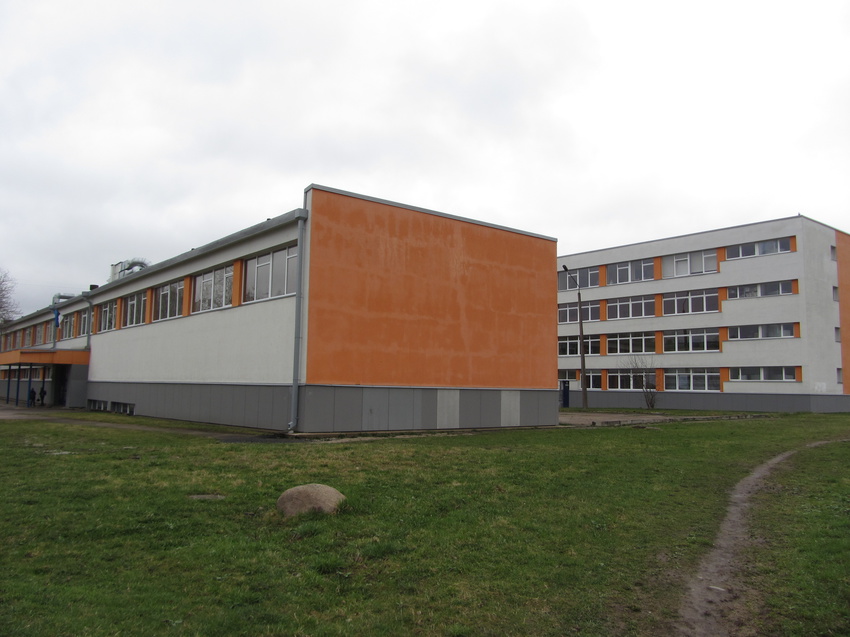 Нарва. Район Солдино, школа