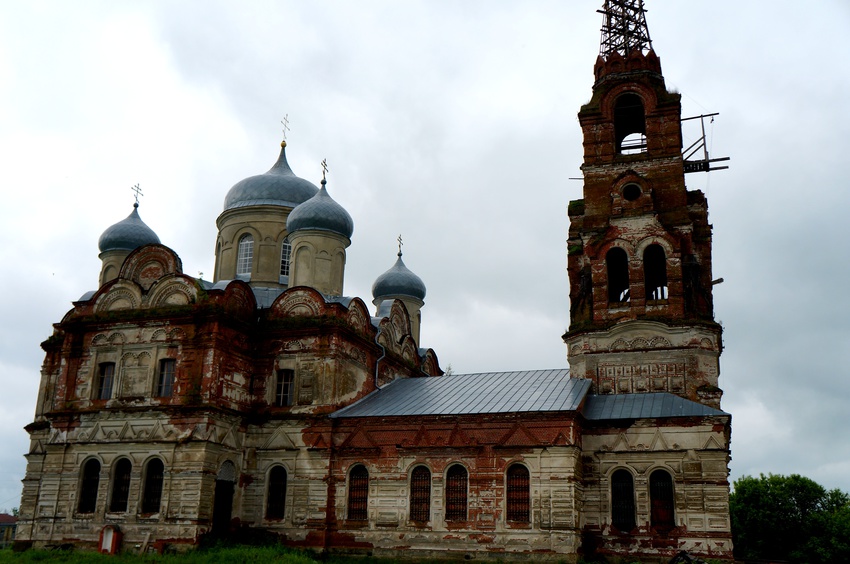 Церковь Михаила Архангела в Среднем Карачане