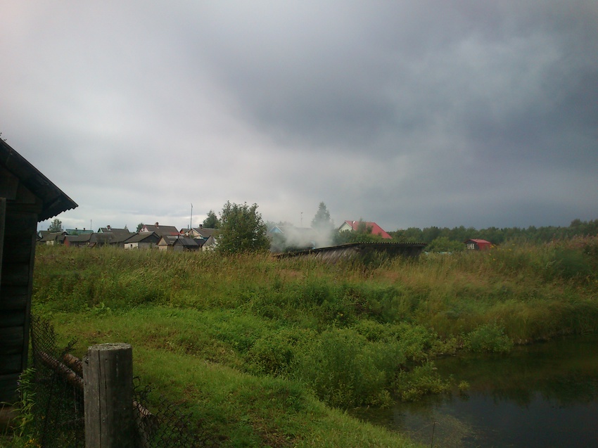 Кто-то что-то жжёт !