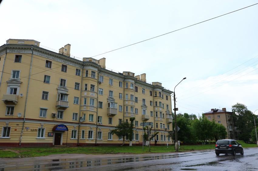 Улица Володи Дубинина