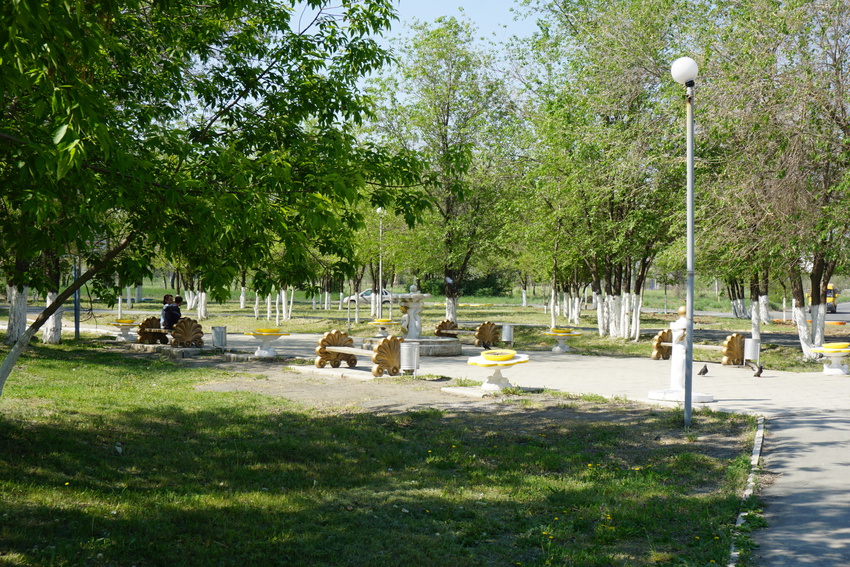 Фонтан на улице Комарова.