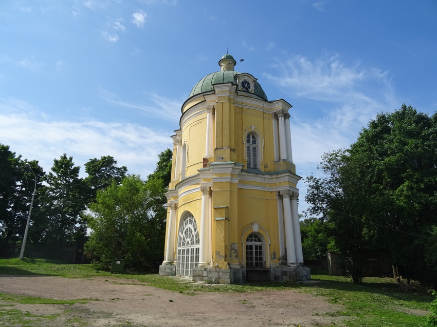 Сергиева пустынь. Угловая башня.